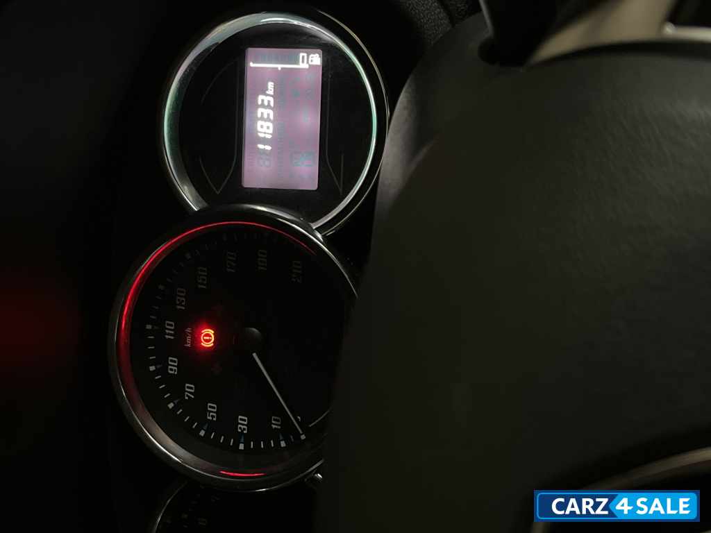 Caspian Blue Renault Duster RXZ Petrol 1.3L MT