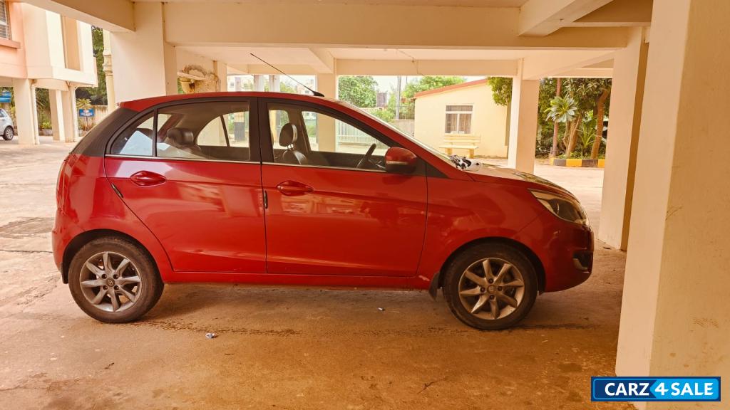 Tata Bolt XT
