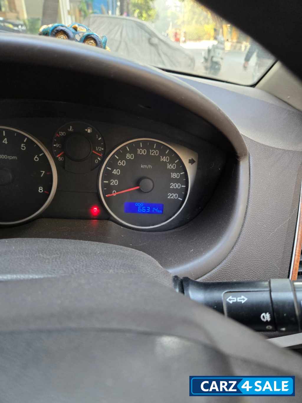 Beige Hyundai i20 Magna 1.2