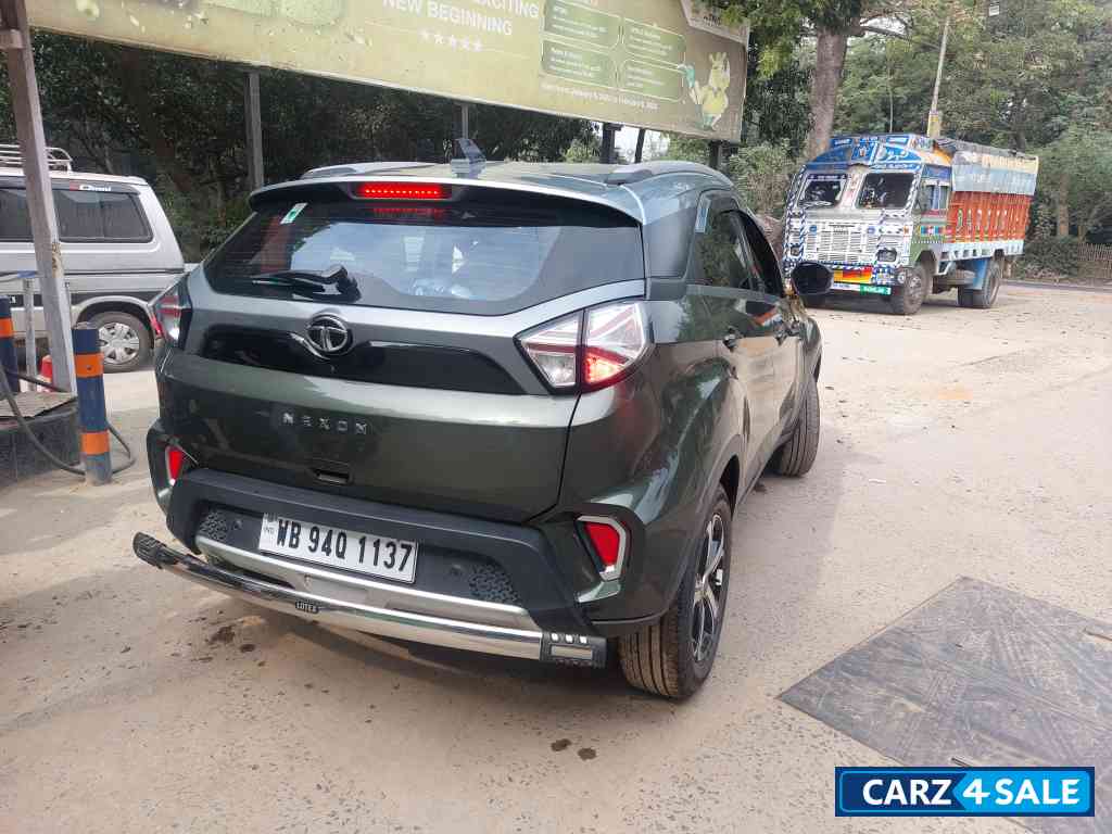Tata Nexon XZ plus s dual tone