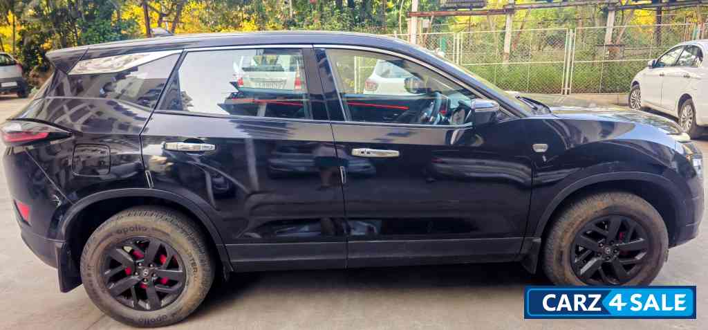 Dark Black Tata Harrier XZA+ DARK EDITION