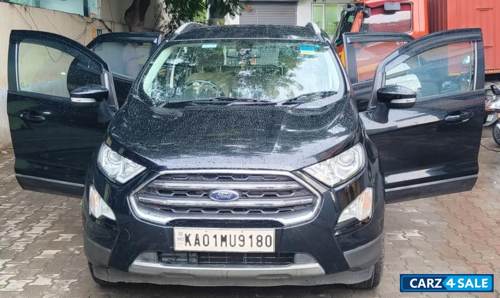 Black Ford Ecosport Titanium 1.5 VCT MT