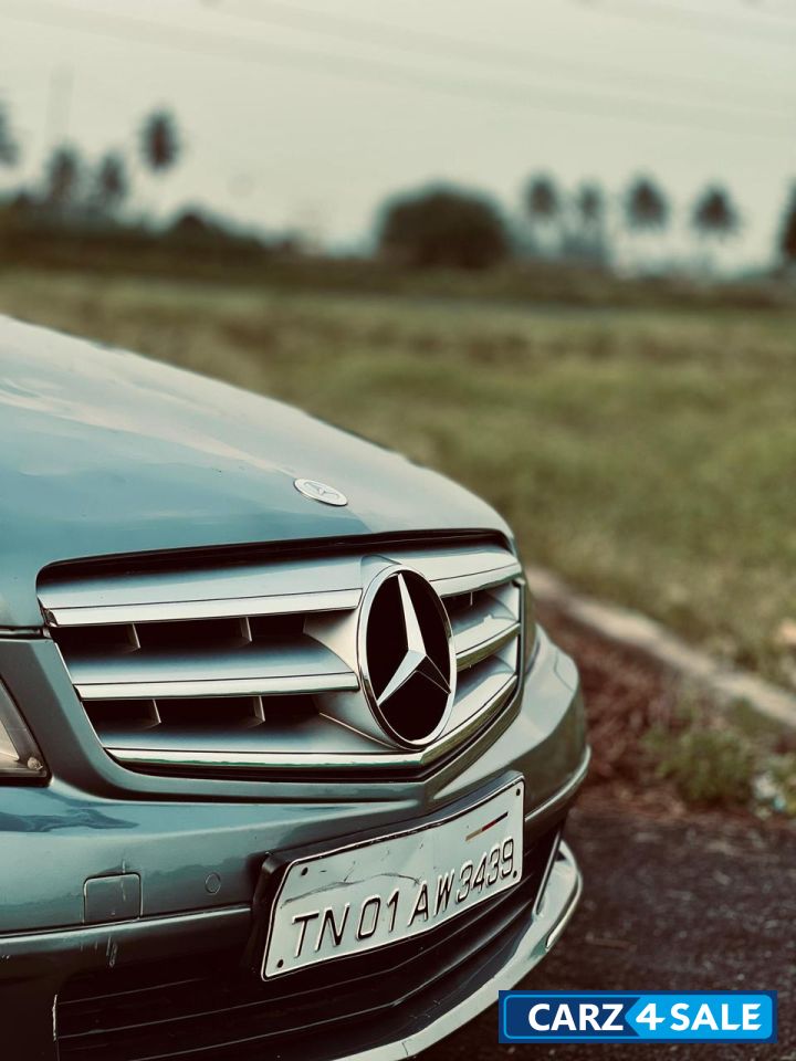 Mercedes-Benz C-Class c200