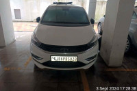 White Tata Tiago Xz+