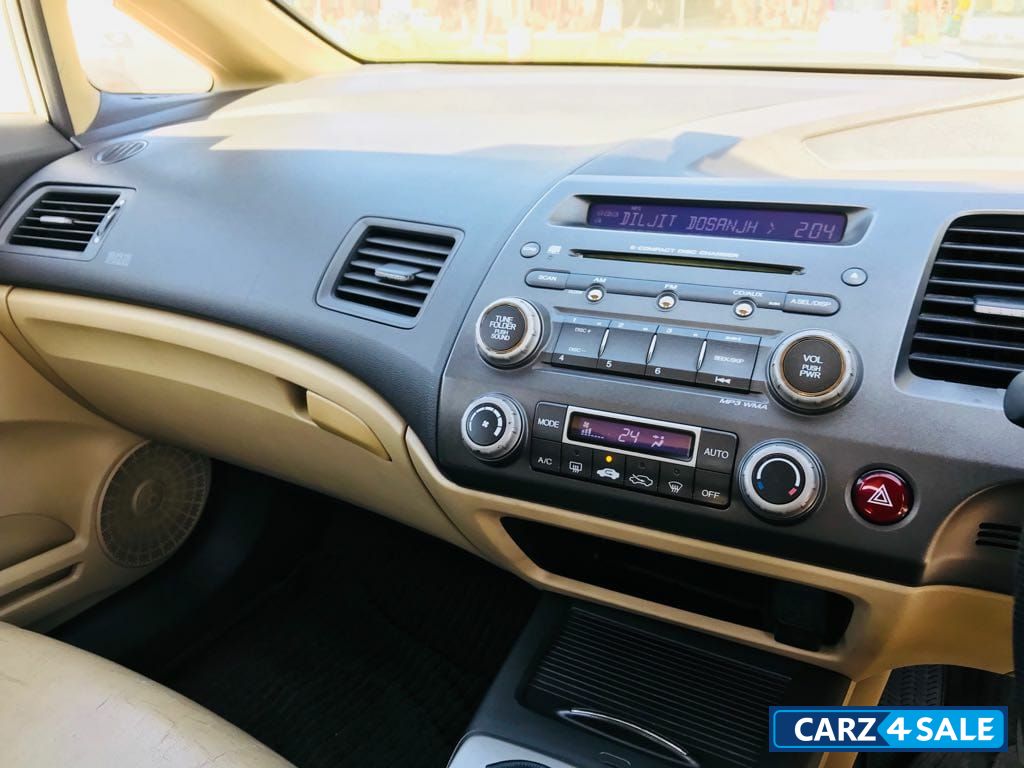 Honda CIVIC 1.8V MT Honda CIVIC 1.8V MT