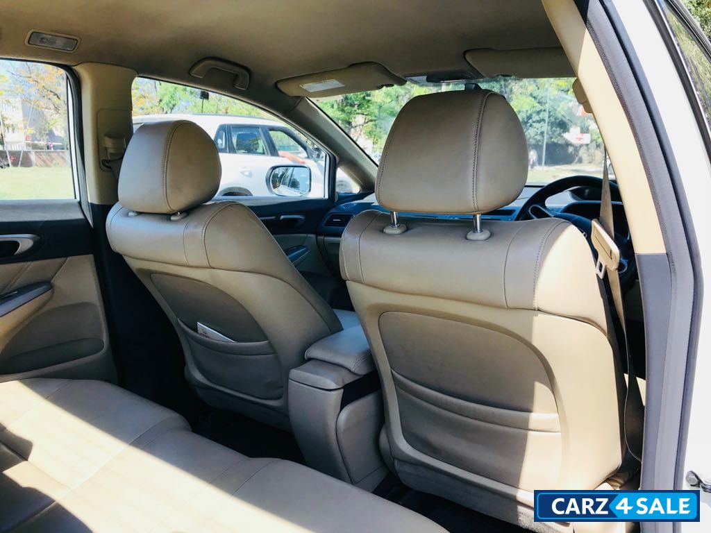 Honda CIVIC 1.8V MT Honda CIVIC 1.8V MT