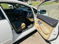 Honda  CIVIC 1.8V MT