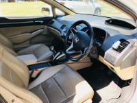 Honda  CIVIC 1.8V MT