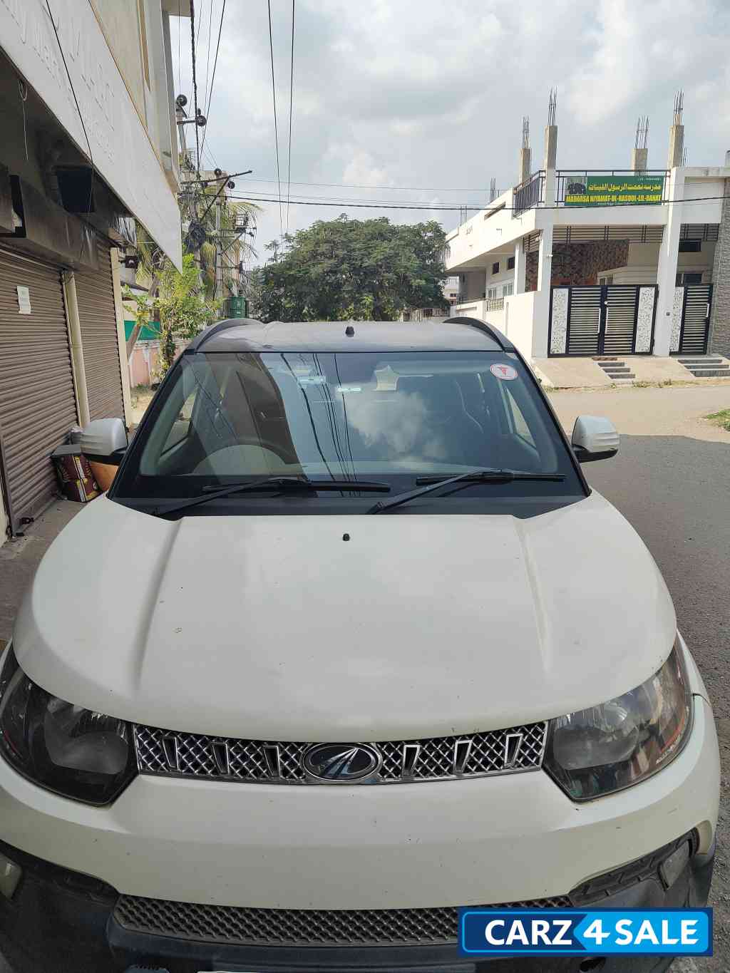 Mahindra KUV100 Kuv100 K8 2016