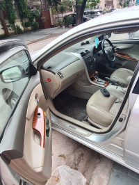 Toyota Corolla Altis v