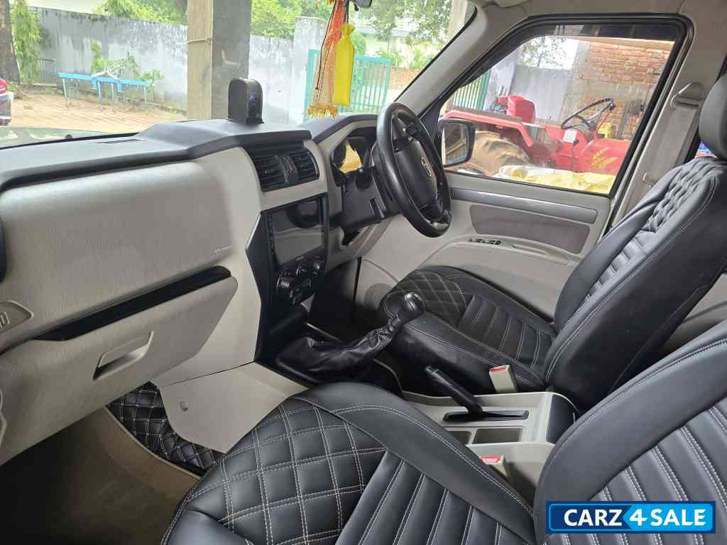 Mahindra Scorpio S4+