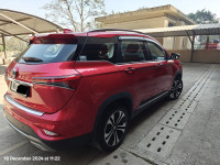 Red MG Hector Plus Smart 2.0 Diesel 7 Seater