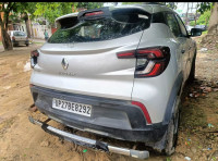 Moon Light Silver Renault Kiger Rxe mt
