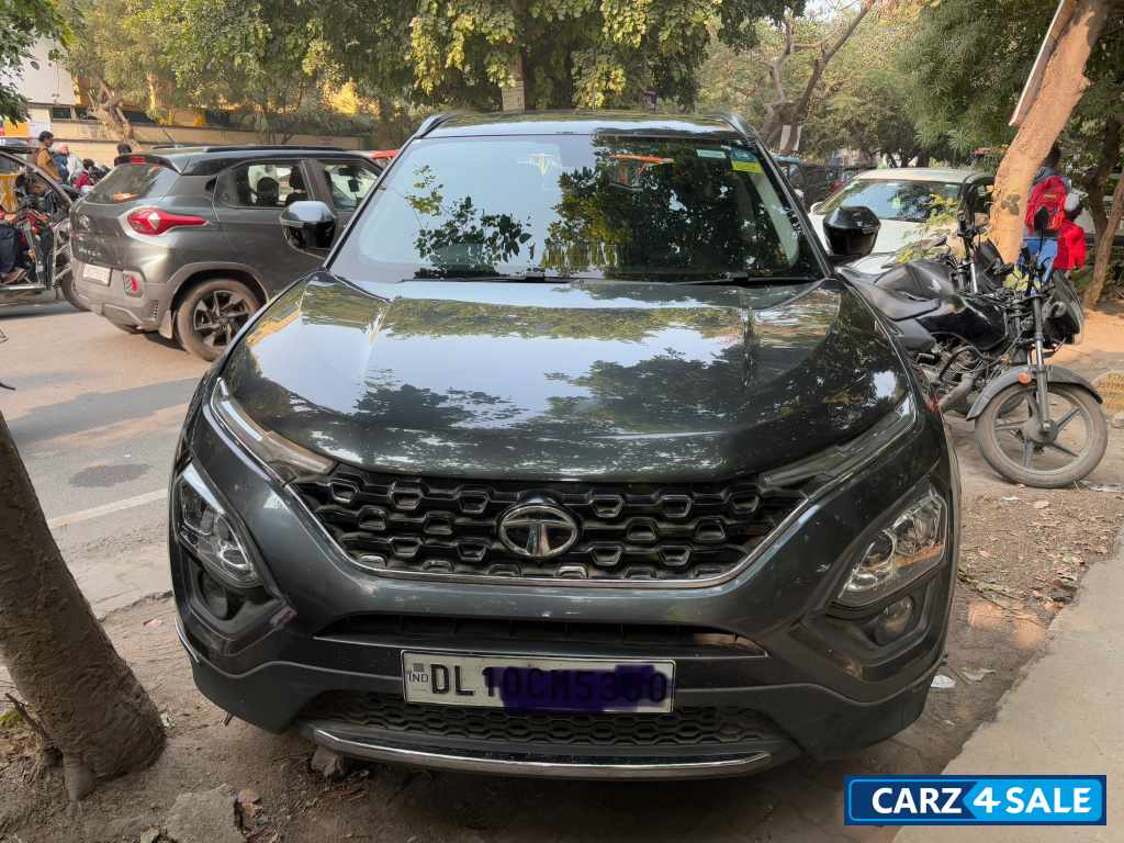 Tata Harrier XT