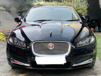 Ult Black Jaguar XF 2.2 Luxury