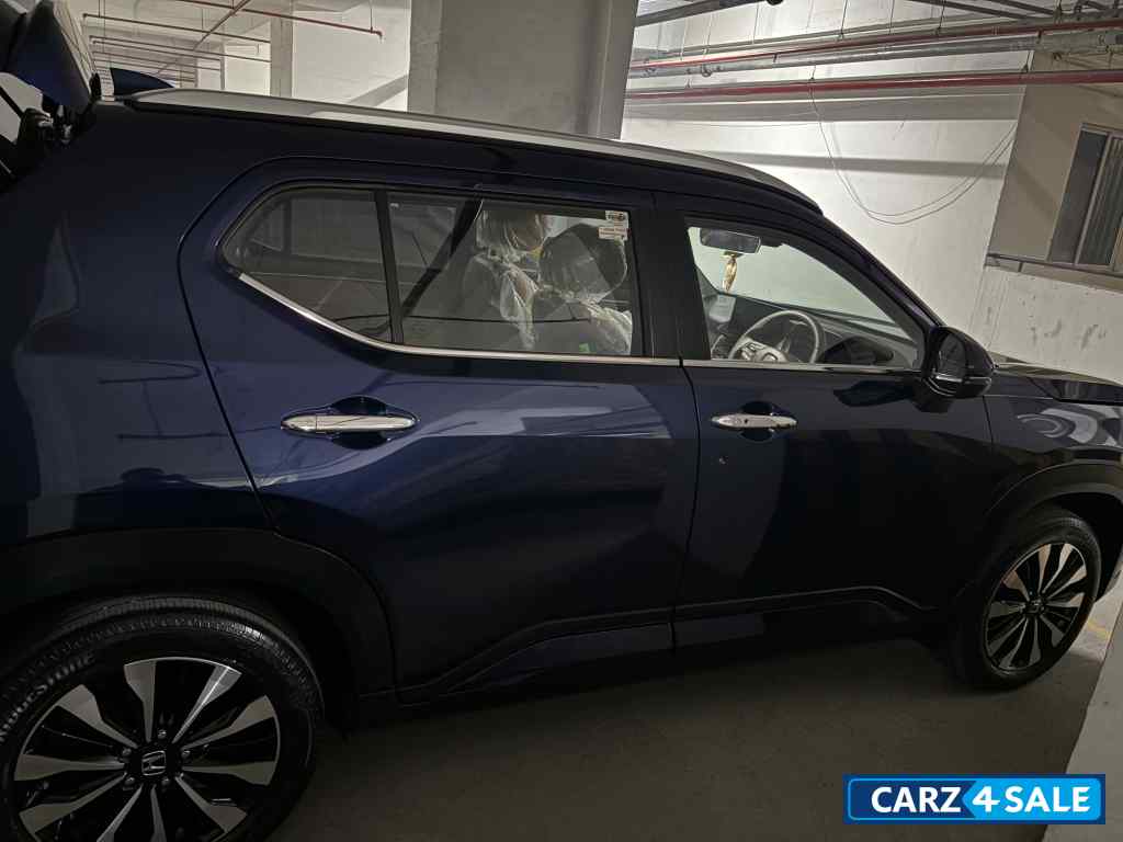 Blue Honda Elevate ZX MT 1.5L