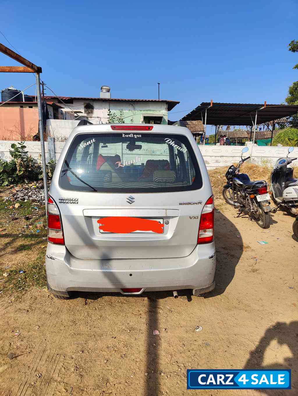 Silver Maruti Suzuki Wagon R 1.1 Vxi minor