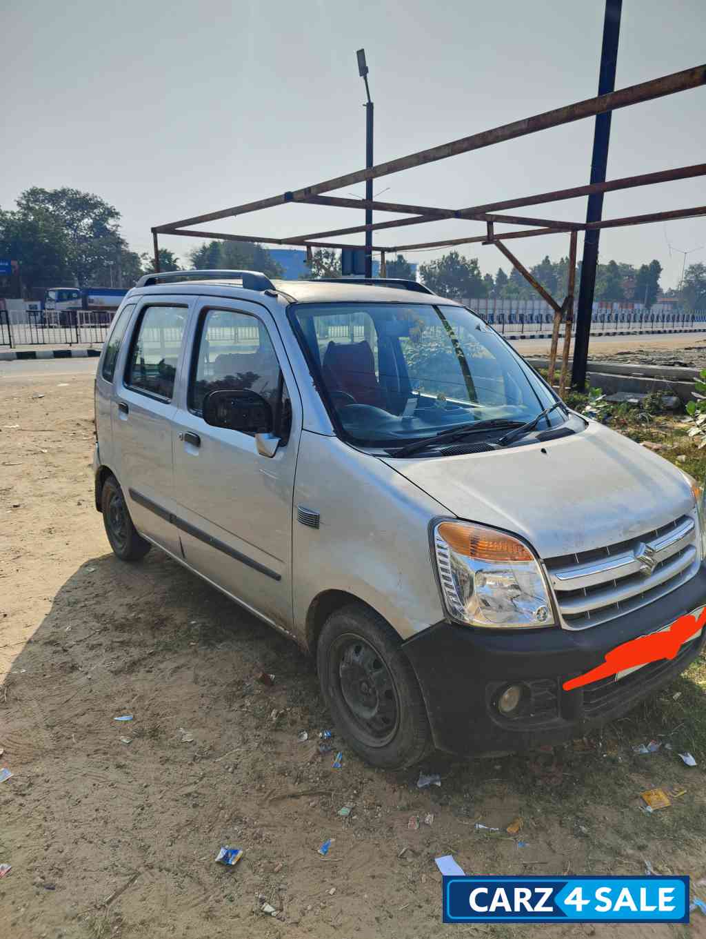 Silver Maruti Suzuki Wagon R 1.1 Vxi minor
