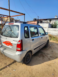 Silver Maruti Suzuki Wagon R 1.1 Vxi minor