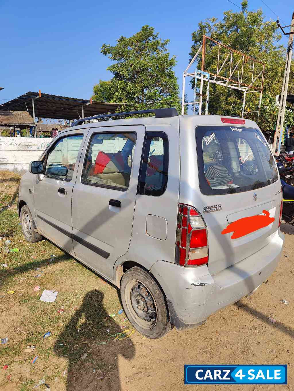 Silver Maruti Suzuki Wagon R 1.1 Vxi minor