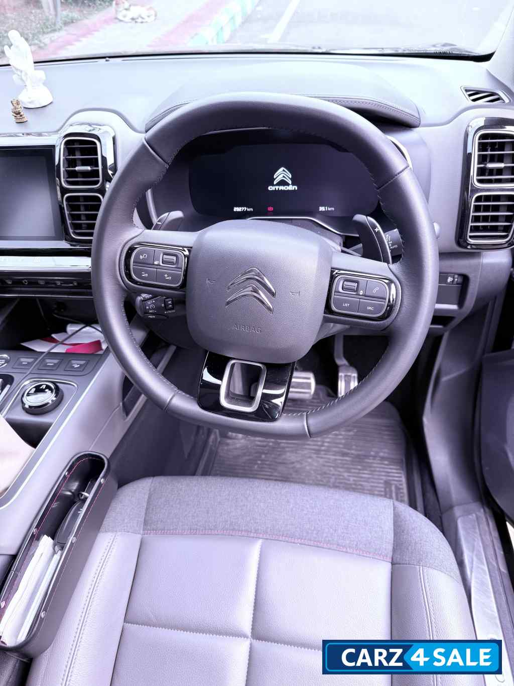 Jet Black Shine Citroen C5 Aircross Shine