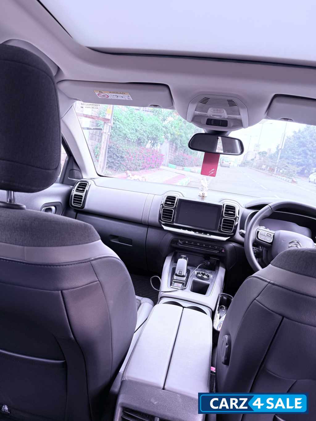 Jet Black Shine Citroen C5 Aircross Shine