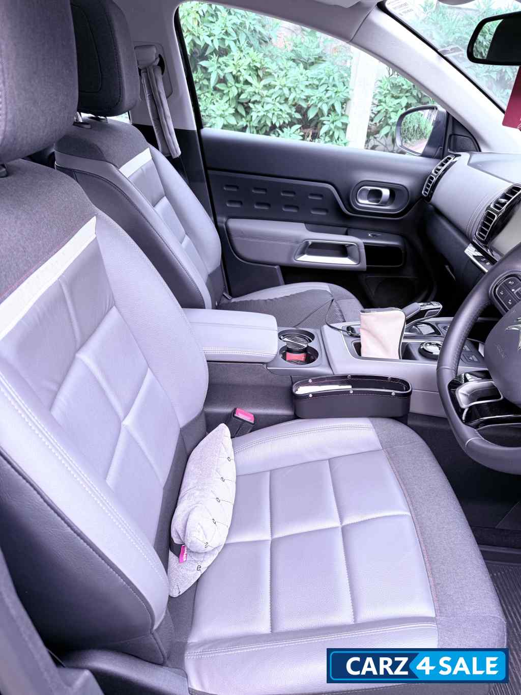 Jet Black Shine Citroen C5 Aircross Shine