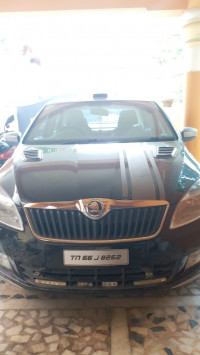 Skoda Rapid 1.5 TDI CR Style Plus AT 2013 Model