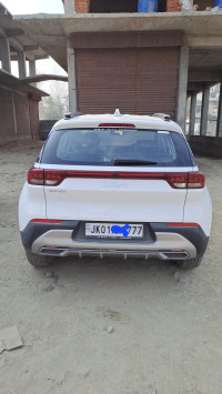 White Kia Sonet Htx Plus 1.5 MT