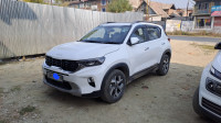 White Kia Sonet Htx Plus 1.5 MT