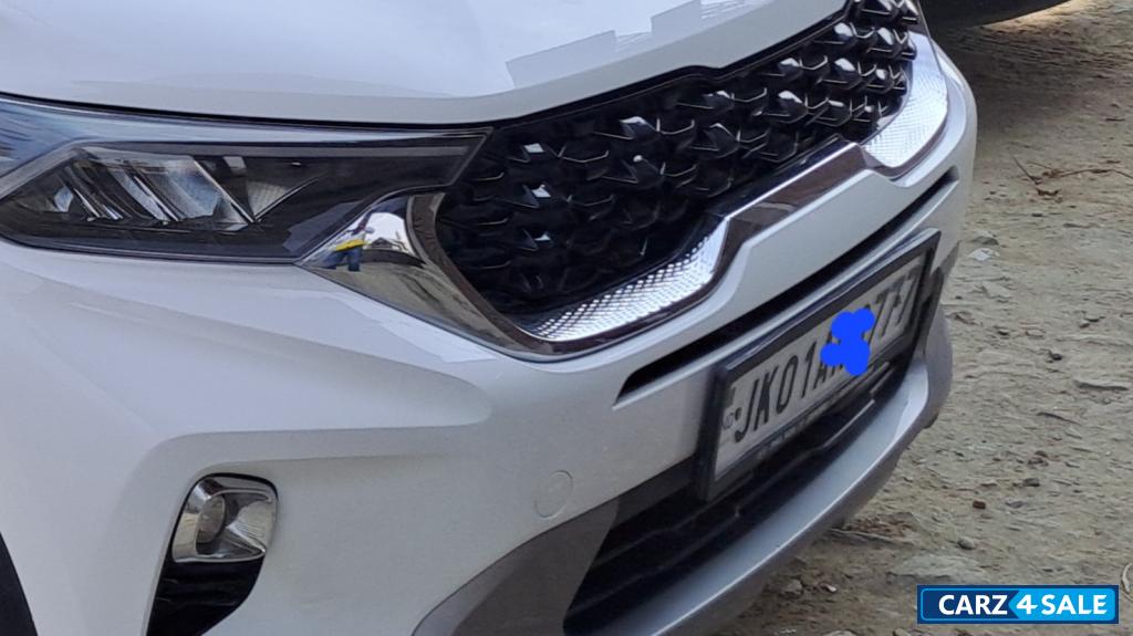 White Kia Sonet Htx Plus 1.5 MT