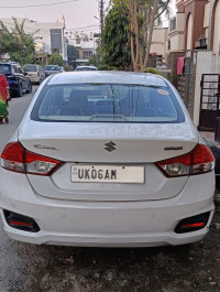 White Maruti Suzuki Ciaz