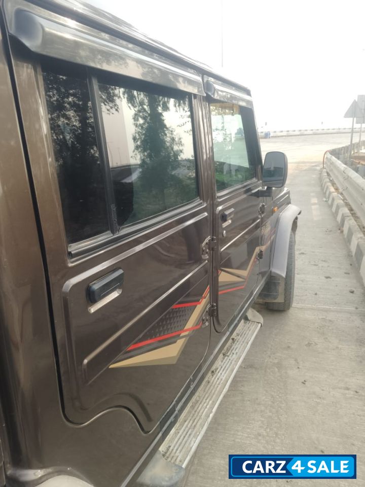Brown Mahindra  Bolero Camper Gold