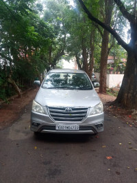 Silver Toyota Innova 2.5 GX