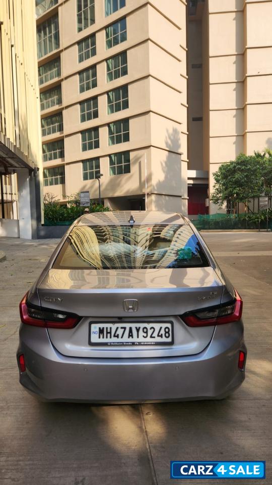 Honda City V CVT Automatic