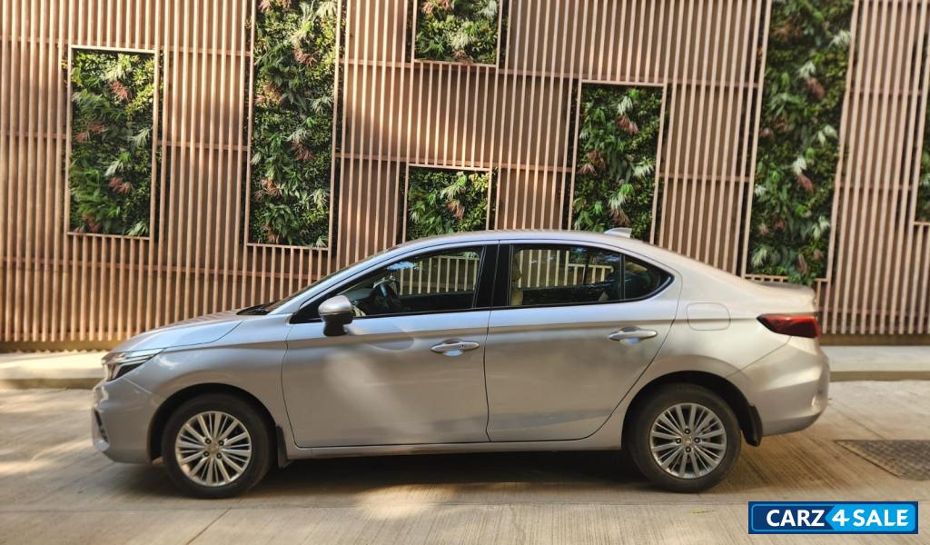 Honda City V CVT Automatic