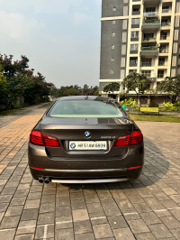Gray BMW 5-Series 520d