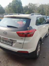 White Hyundai Creta Crdi 1.6