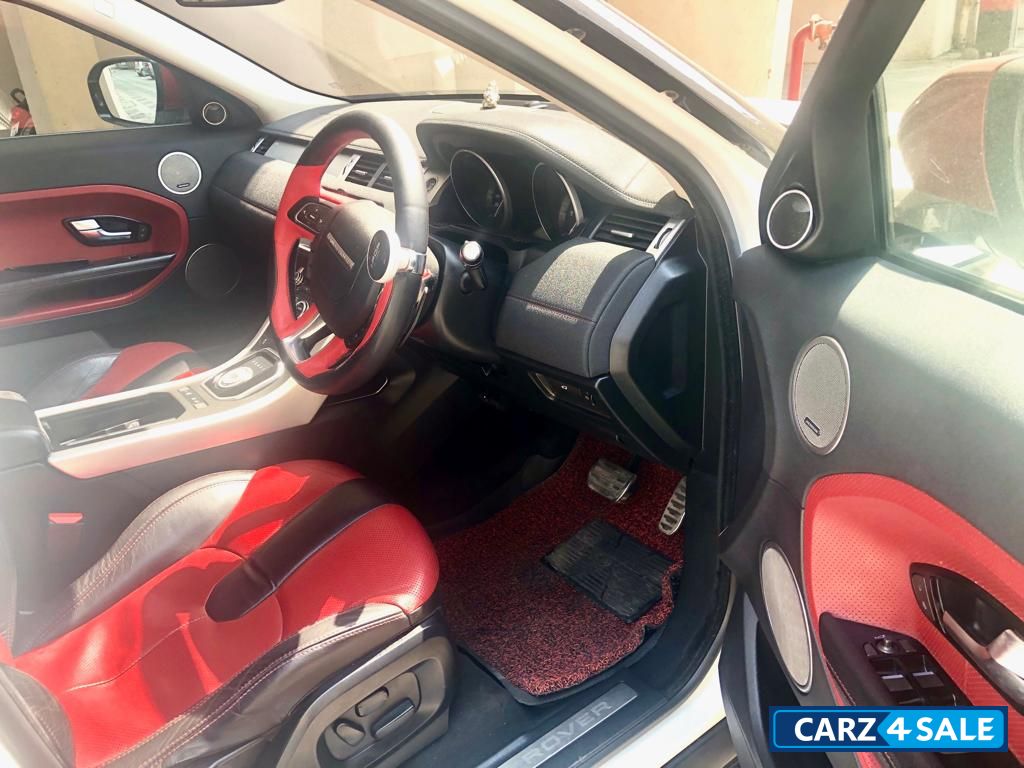 White And Red Land Rover Range Rover Evoque White And Red Land Rover Range Rover Evoque