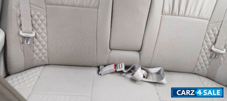 Maruti Suzuki Dzire VXI