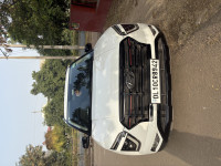 White Dual Tone Hyundai Creta Knight S Plus Petrol 1.5