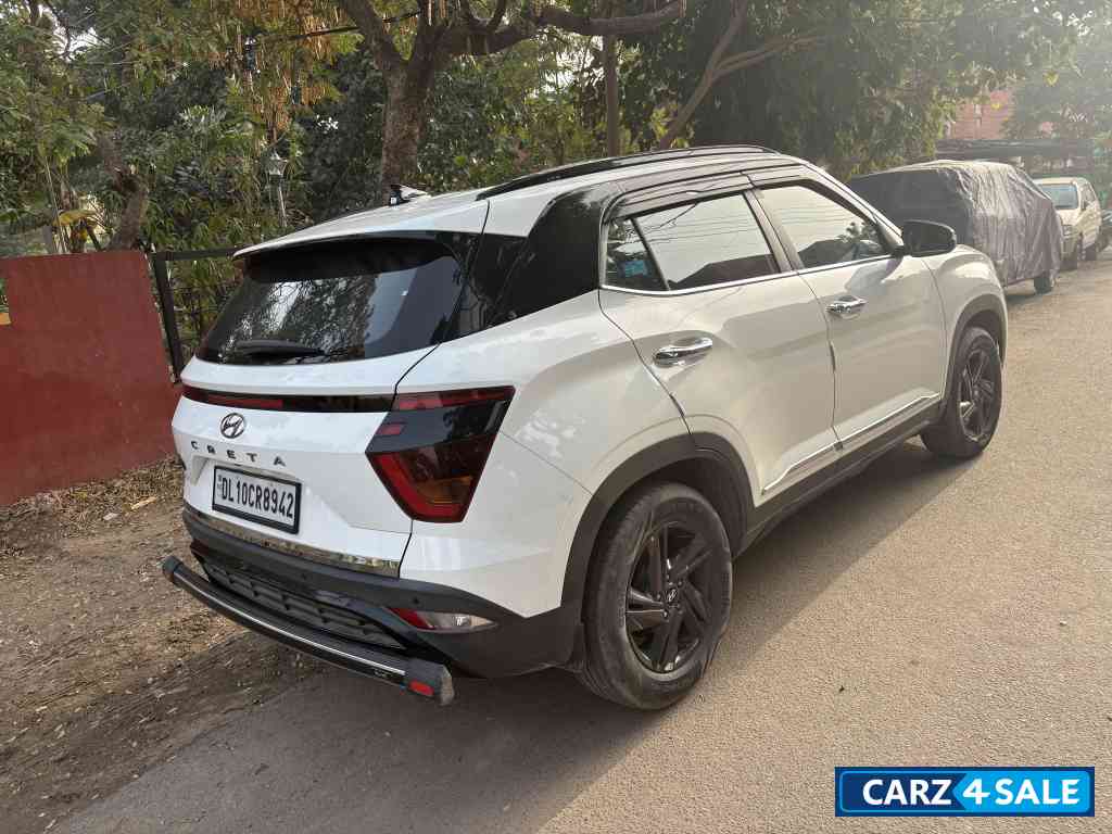 White Dual Tone Hyundai Creta Knight S Plus Petrol 1.5