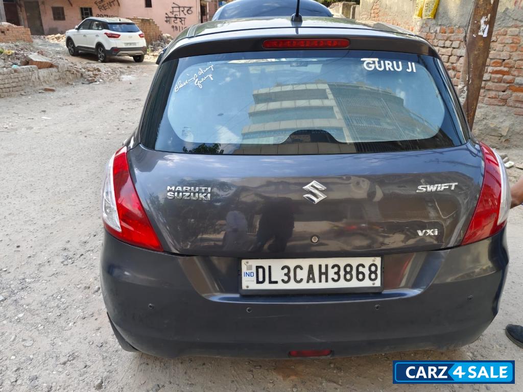 Maruti Suzuki Swift vxi