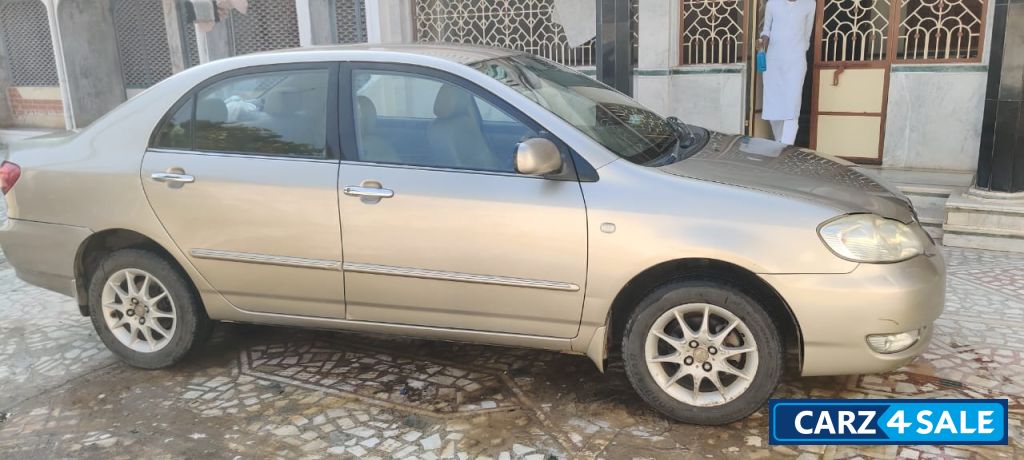 Toyota Corolla H5 TOP Model Petrol/CNG Toyota Corolla H5 TOP Model Petrol/CNG