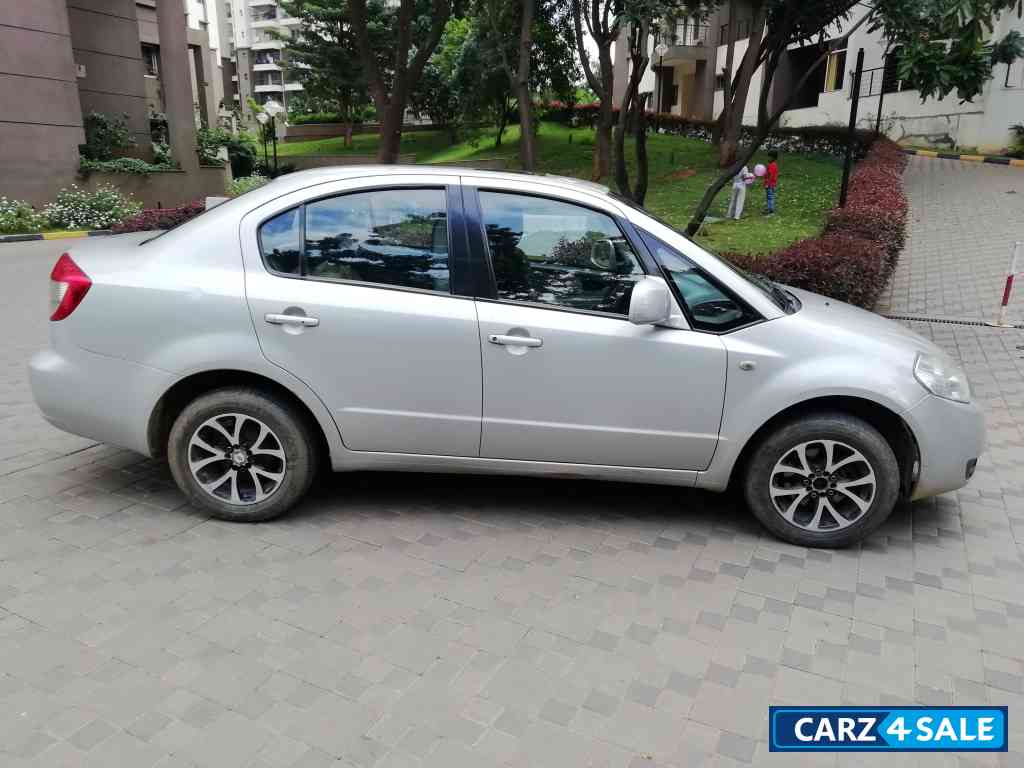 Maruti Suzuki SX4 VXI