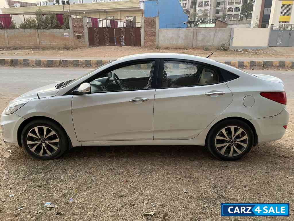 Hyundai Verna 1.6 crdi sx