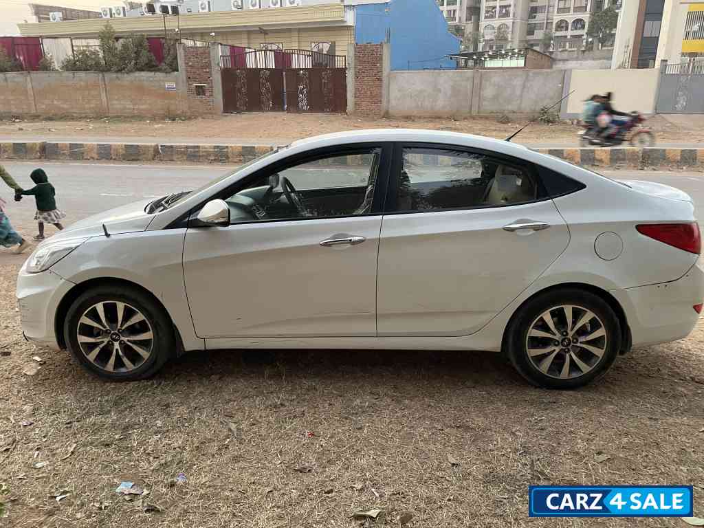 Hyundai Verna 1.6 crdi sx