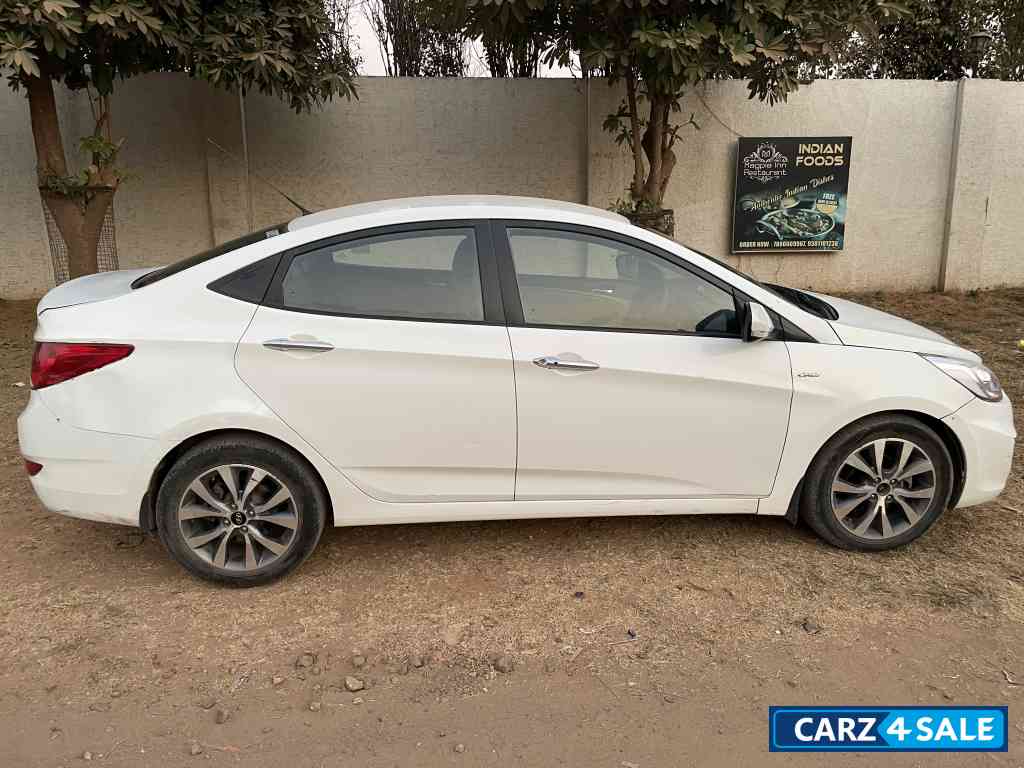 Hyundai Verna 1.6 crdi sx