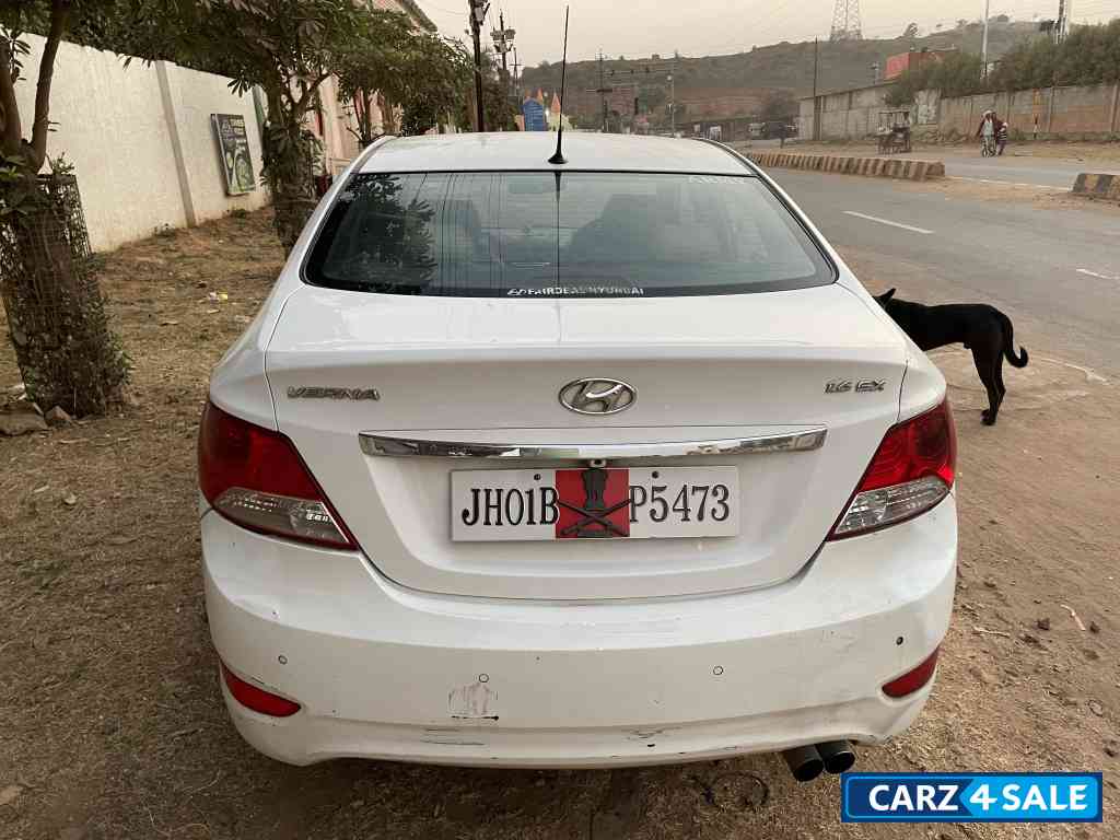 Hyundai Verna 1.6 crdi sx