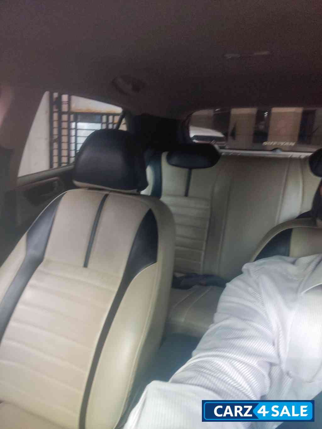 Dark Grey Hyundai Elite i20 Sportz option